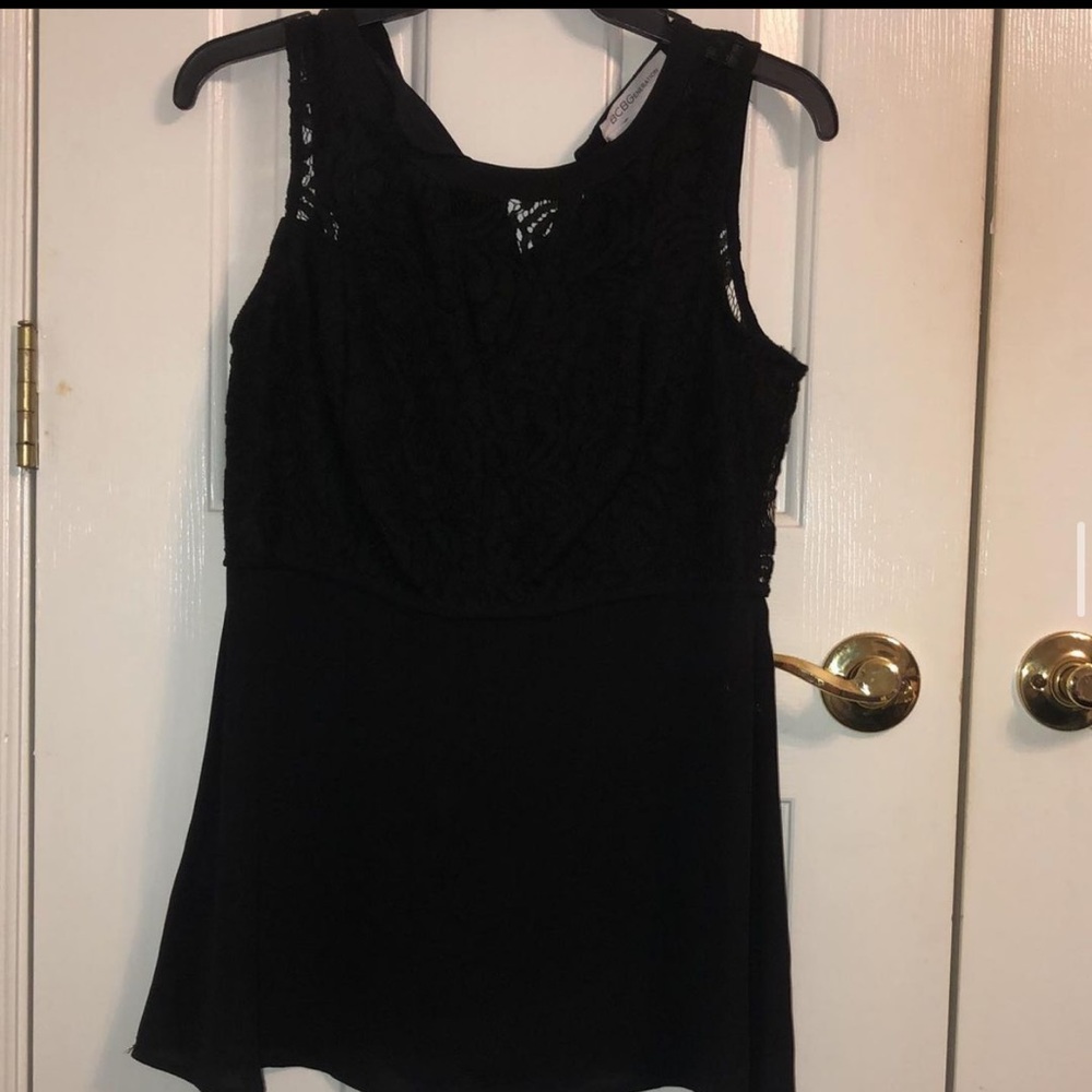 ✨PRICE DROP✨ Cute Shirt